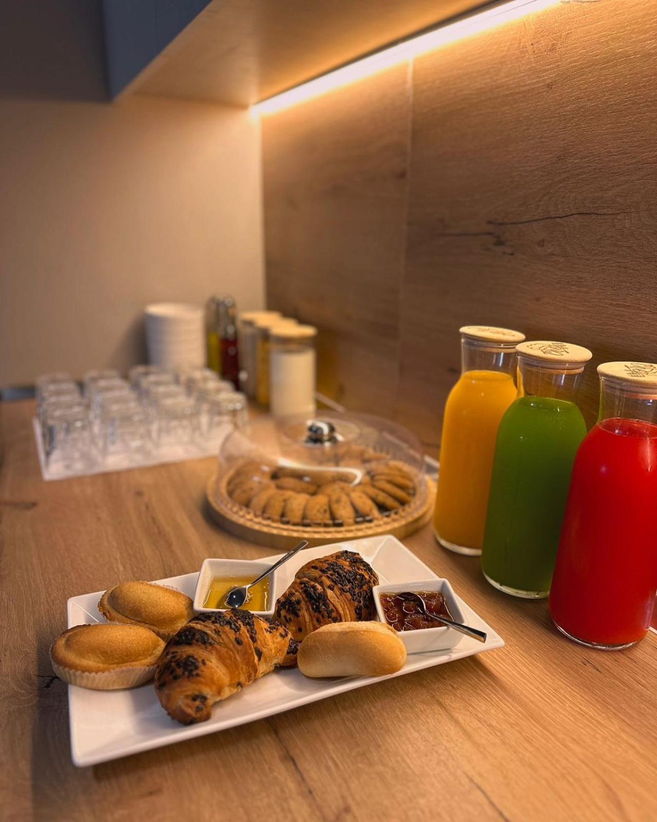 The Roots Boutique Hotel Shkodër 외부 사진