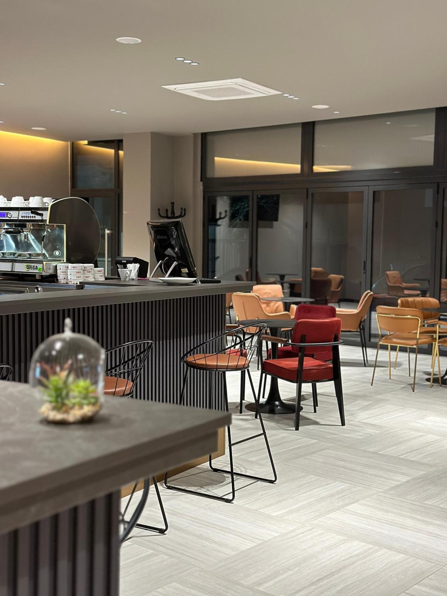 The Roots Boutique Hotel Shkodër 외부 사진