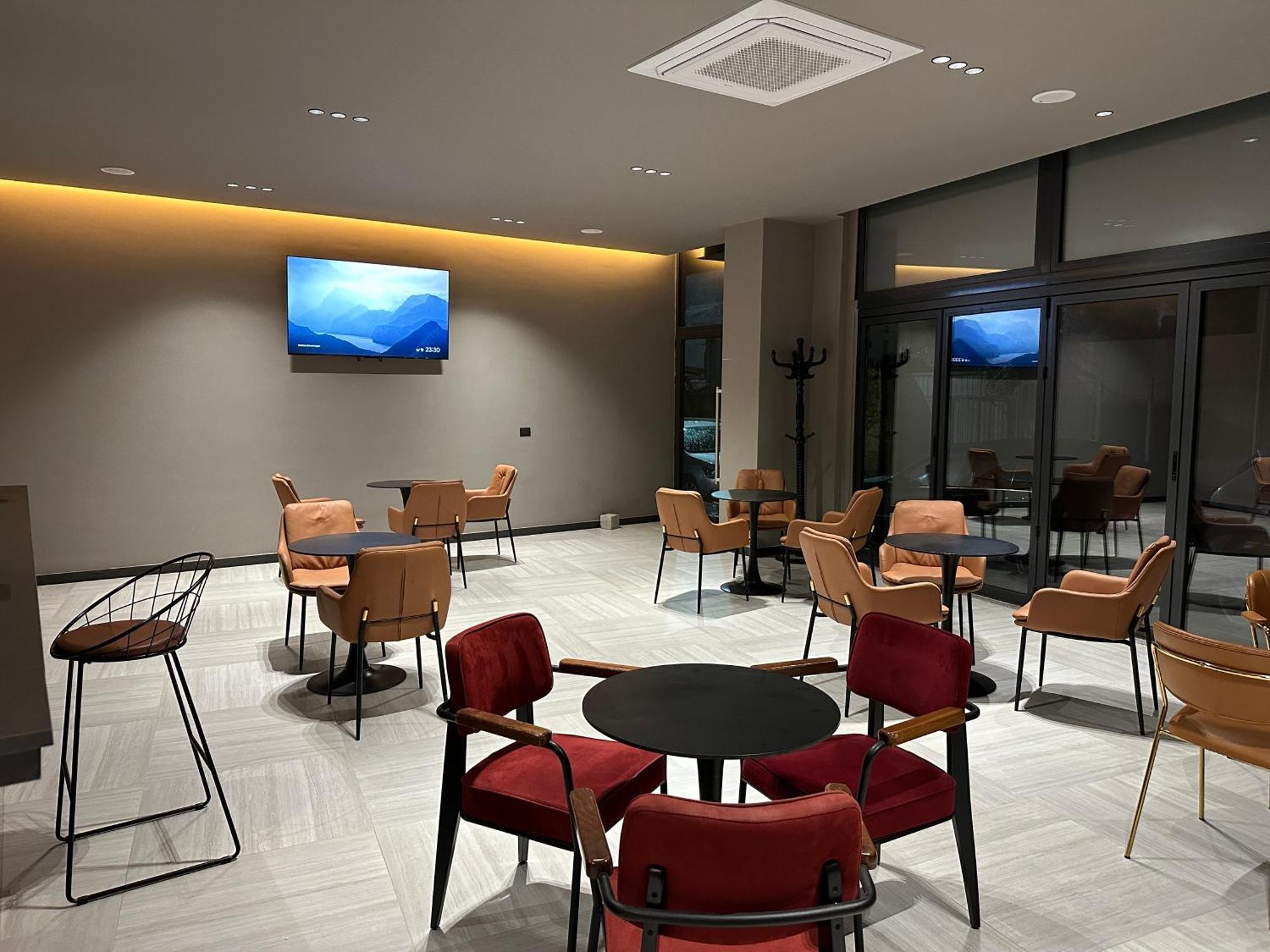 The Roots Boutique Hotel Shkodër 외부 사진