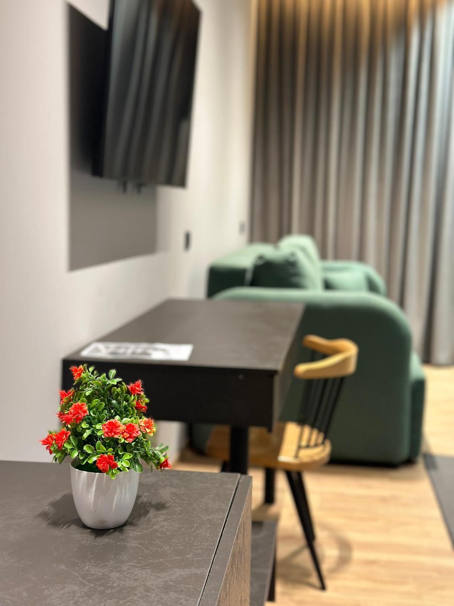 The Roots Boutique Hotel Shkodër 외부 사진