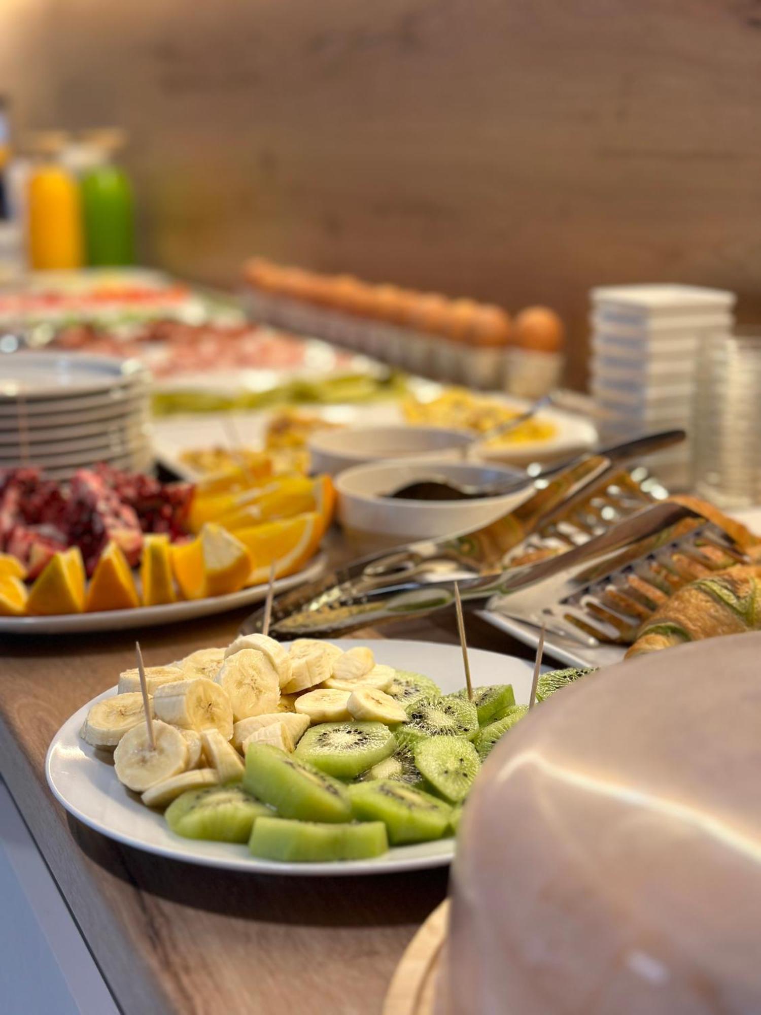 The Roots Boutique Hotel Shkodër 외부 사진
